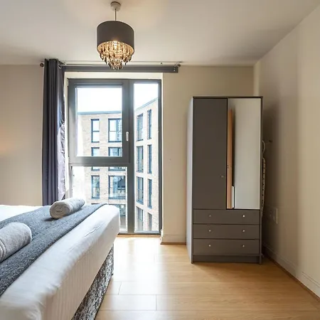 Arcadian Centre Apartment *
