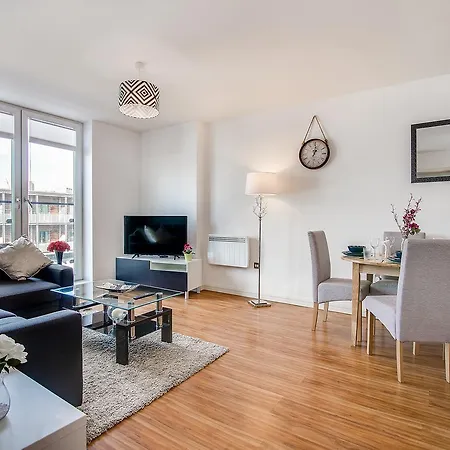 Arcadian Centre Apartment