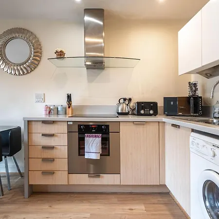 Arcadian Centre Apartment *